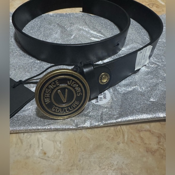 NWT Versace Brushed Brass Plaque Buckle Genuine Leather Made in Italy Belt main image 4